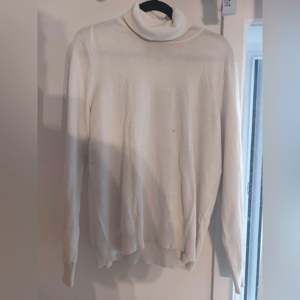 White vintage sweater